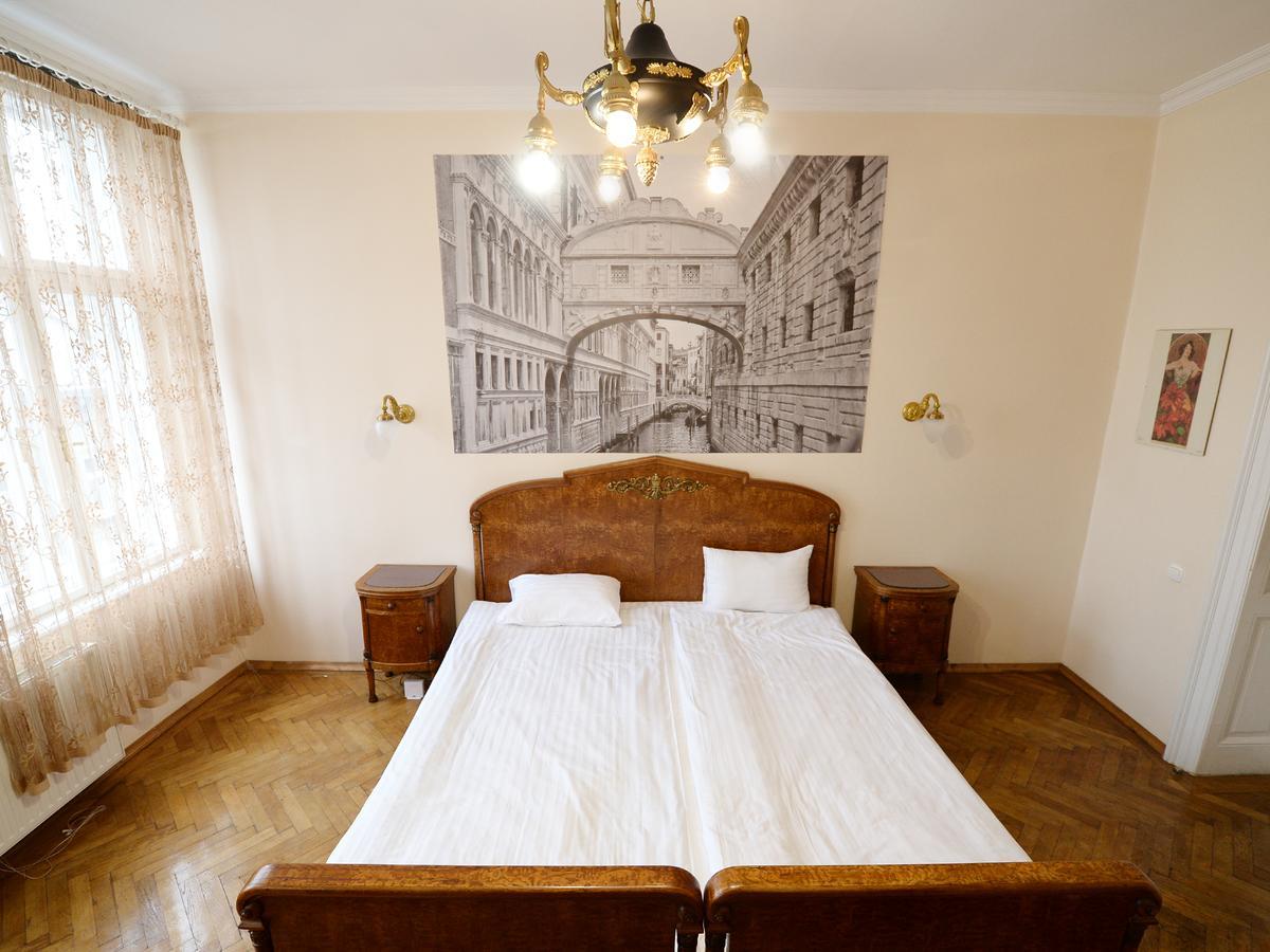 The Historical Family Nest In City Centre Lvov Exteriér fotografie