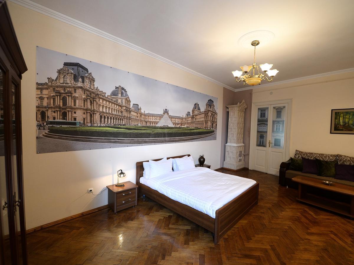 The Historical Family Nest In City Centre Lvov Exteriér fotografie