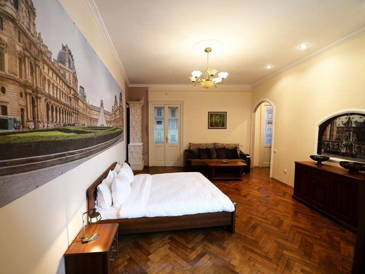 The Historical Family Nest In City Centre Lvov Exteriér fotografie